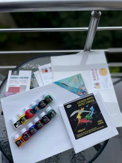 Набор для творчества: холсты и краски для ткани