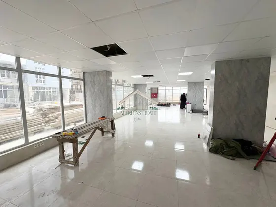 Коммерческое помещение у моря, Згвиспирис