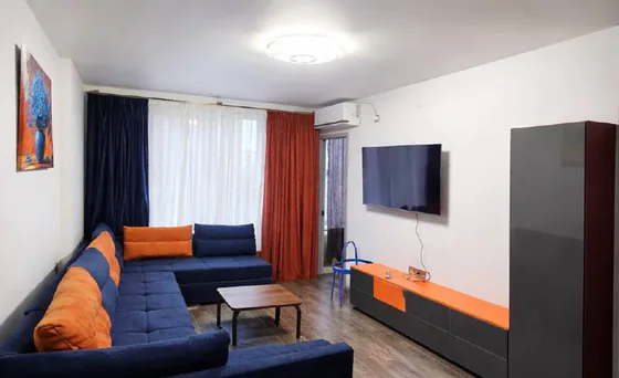 1+1 квартира с балконом в Ангисе