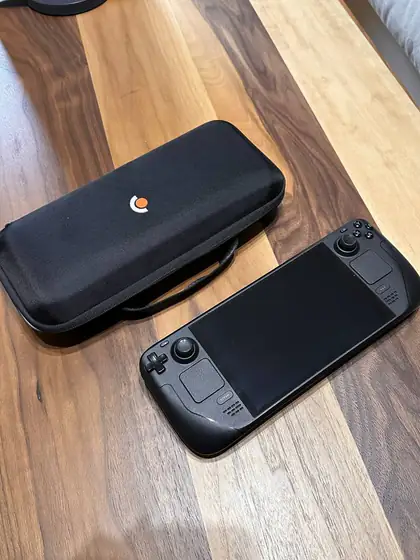 Steam Deck OLED 512GB и PlayStation 5 Digital Edition