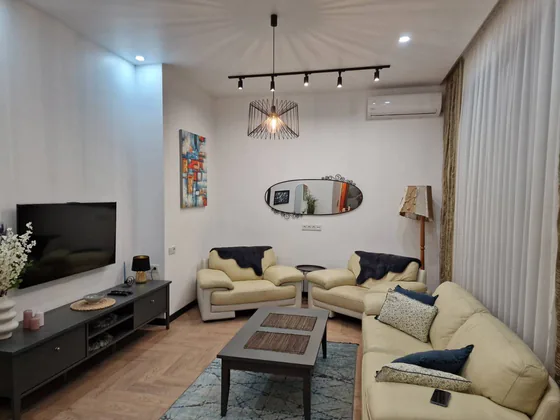 Квартира 2+1 в Батуми, ул. Ахвледиани 17