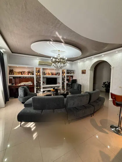 4-комнатная квартира в Старом Батуми