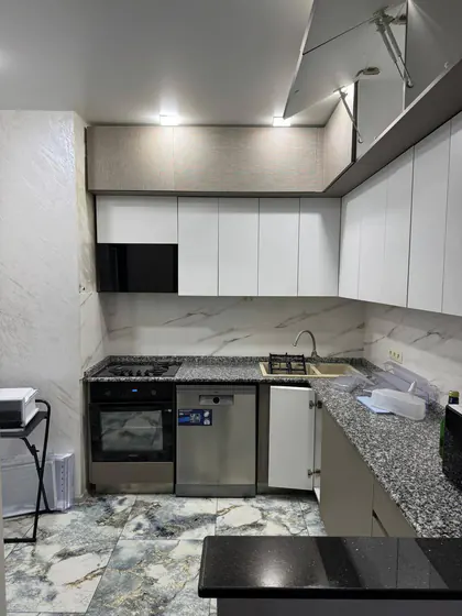 3+1 квартира на Агмашенебели, 18в