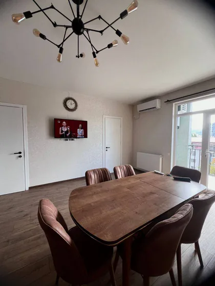 2+1, 81 м², ул. Багратиони, 156