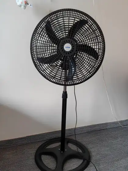 Напольный электрический вентилятор ILITEK