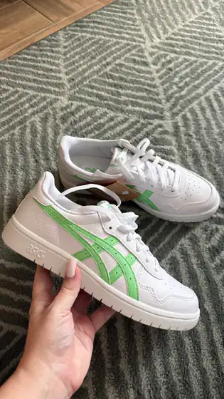 ASICS женские кеды — новые, с биркой