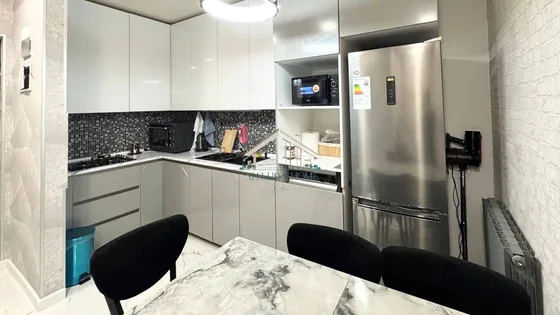 3-комнатная квартира в новом доме у моря