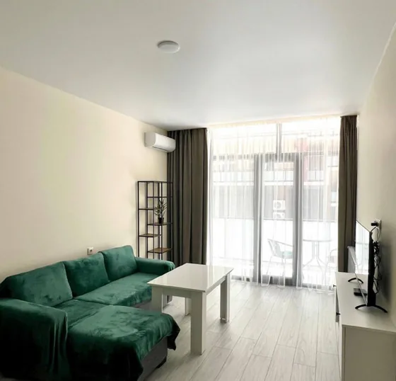 Квартира 1+1, 56 м², Батуми