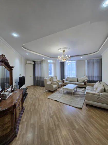 1+1 квартира, Горгиладзе 98