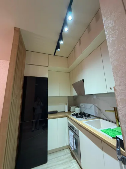 2+1 квартира, 650$, 3-й переулок Ангиса, 8