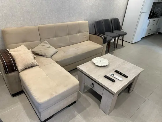 1+1 квартира в Шартава, Аллея героев